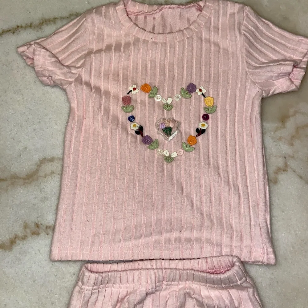 Pink Ribbed Pajama Set with Heart Design - Picture 5 of 6
